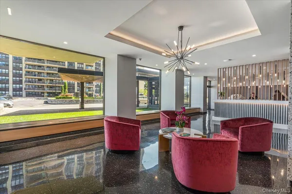 $430,000 | 17-85 215th Street, Unit 8G | Bay Terrace