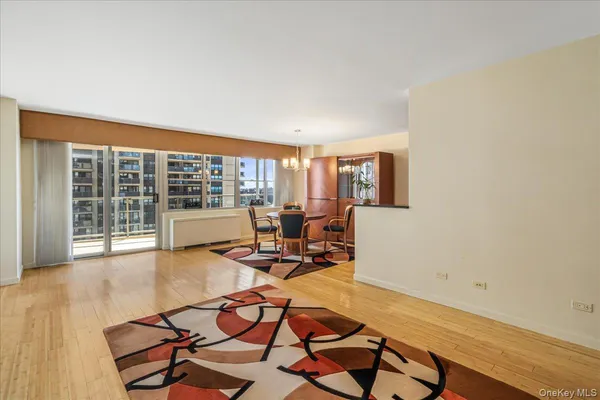 $430,000 | 17-85 215th Street, Unit 8G | Bay Terrace