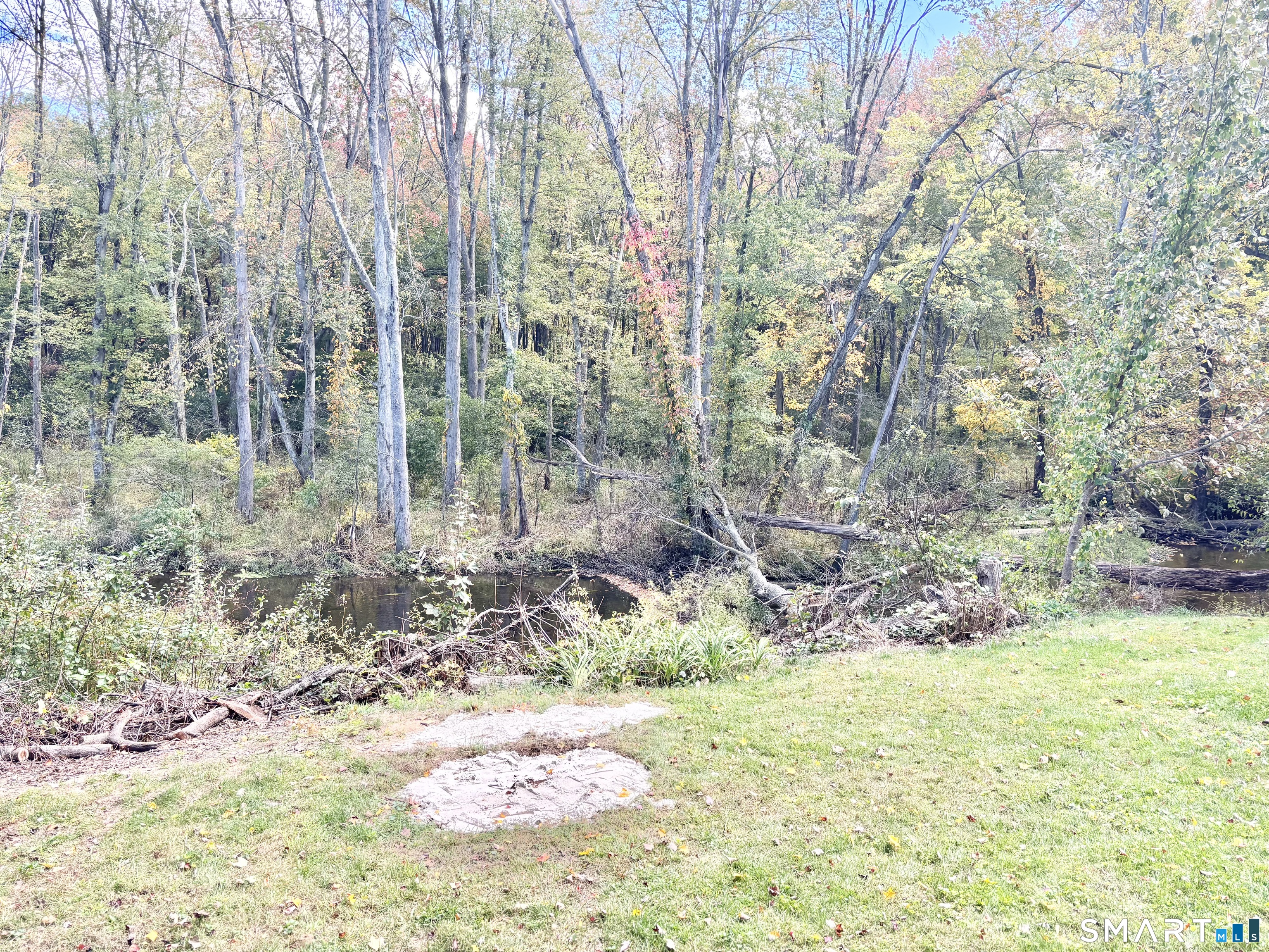 85 Riverside Drive Vernon, CT 06066 - Photo 17 of 18 Gallery Image 17