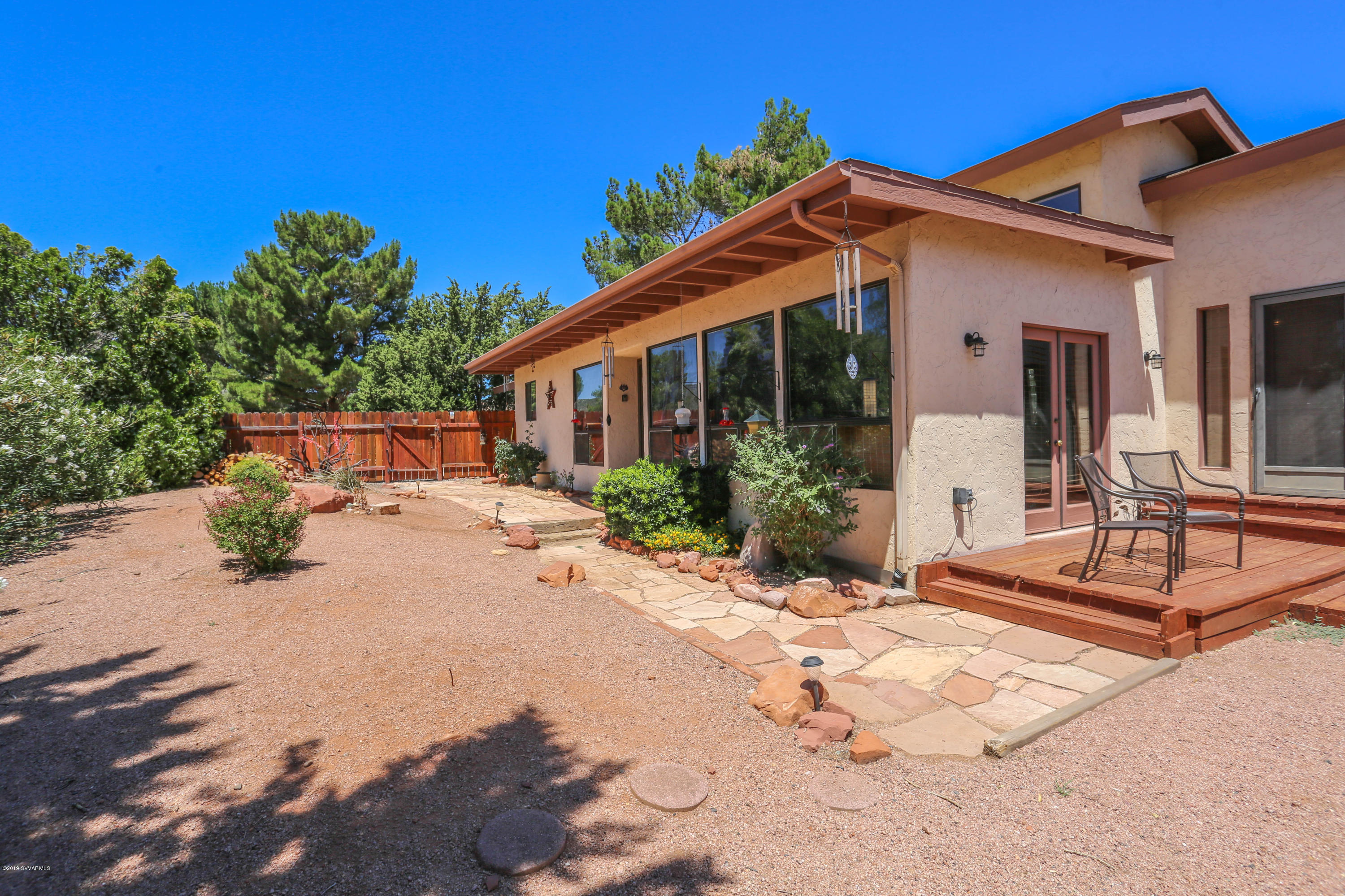 120 Rimrock Ride Sedona, AZ 86351 - Photo 22 of 36 Front Yard/Side Porch