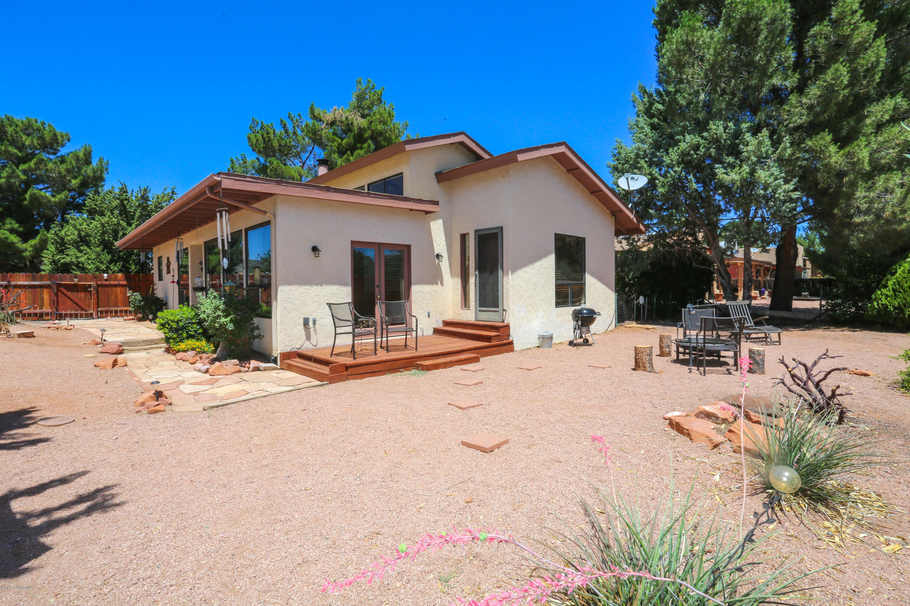 120 Rimrock Ride Sedona, AZ 86351 - Photo 24 of 36 Side Porch