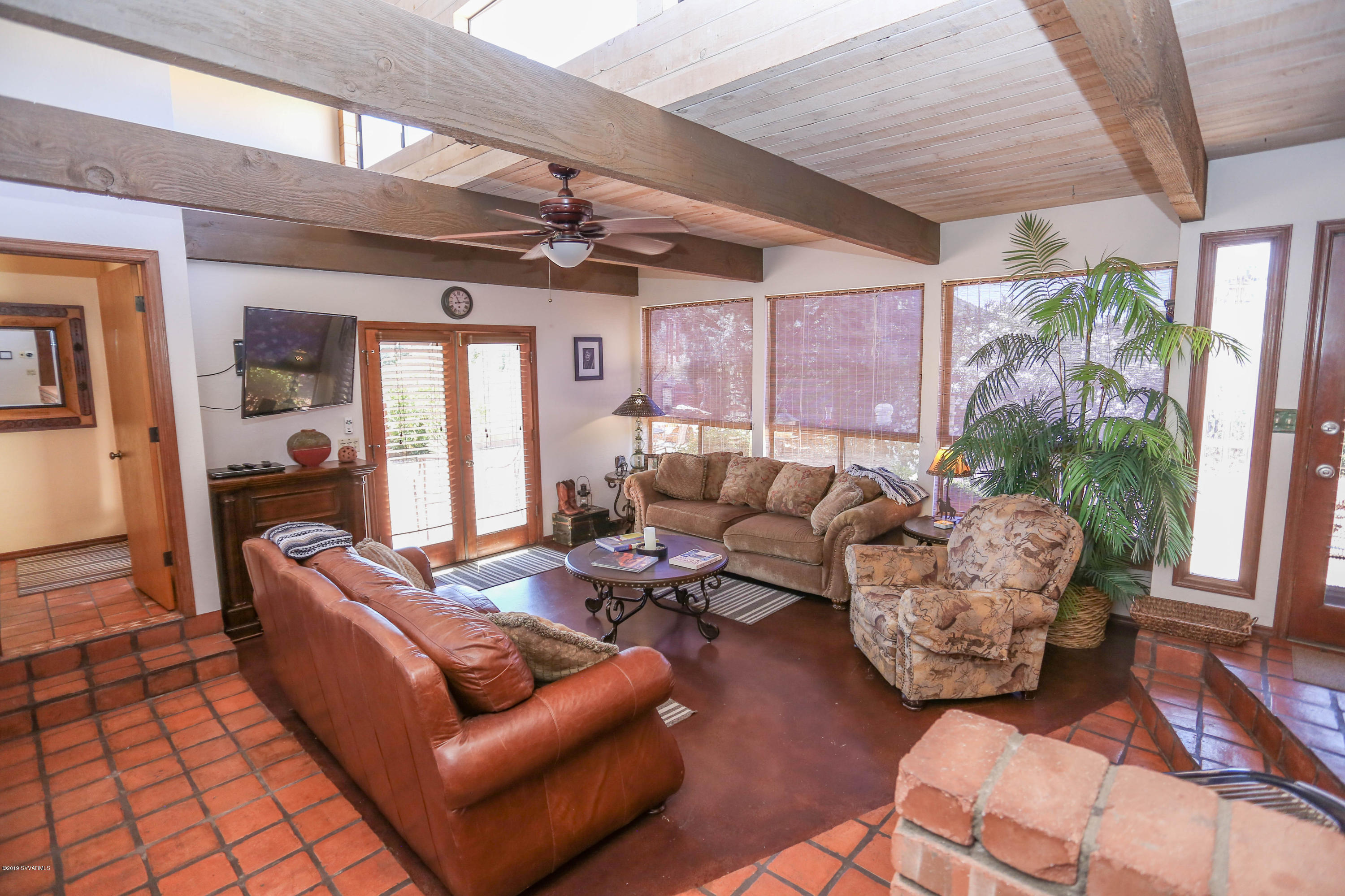 120 Rimrock Ride Sedona, AZ 86351 - Photo 3 of 36 Living Room
