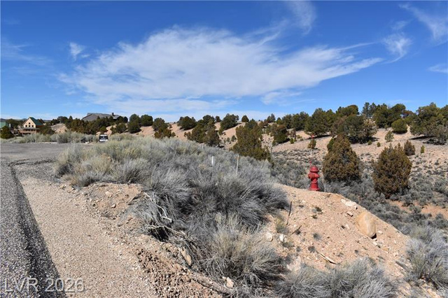 1825 Eagle Ridge Circle, Unit 15 Hatch, UT 84735 - Photo 5 of 33 View of local wilderness
