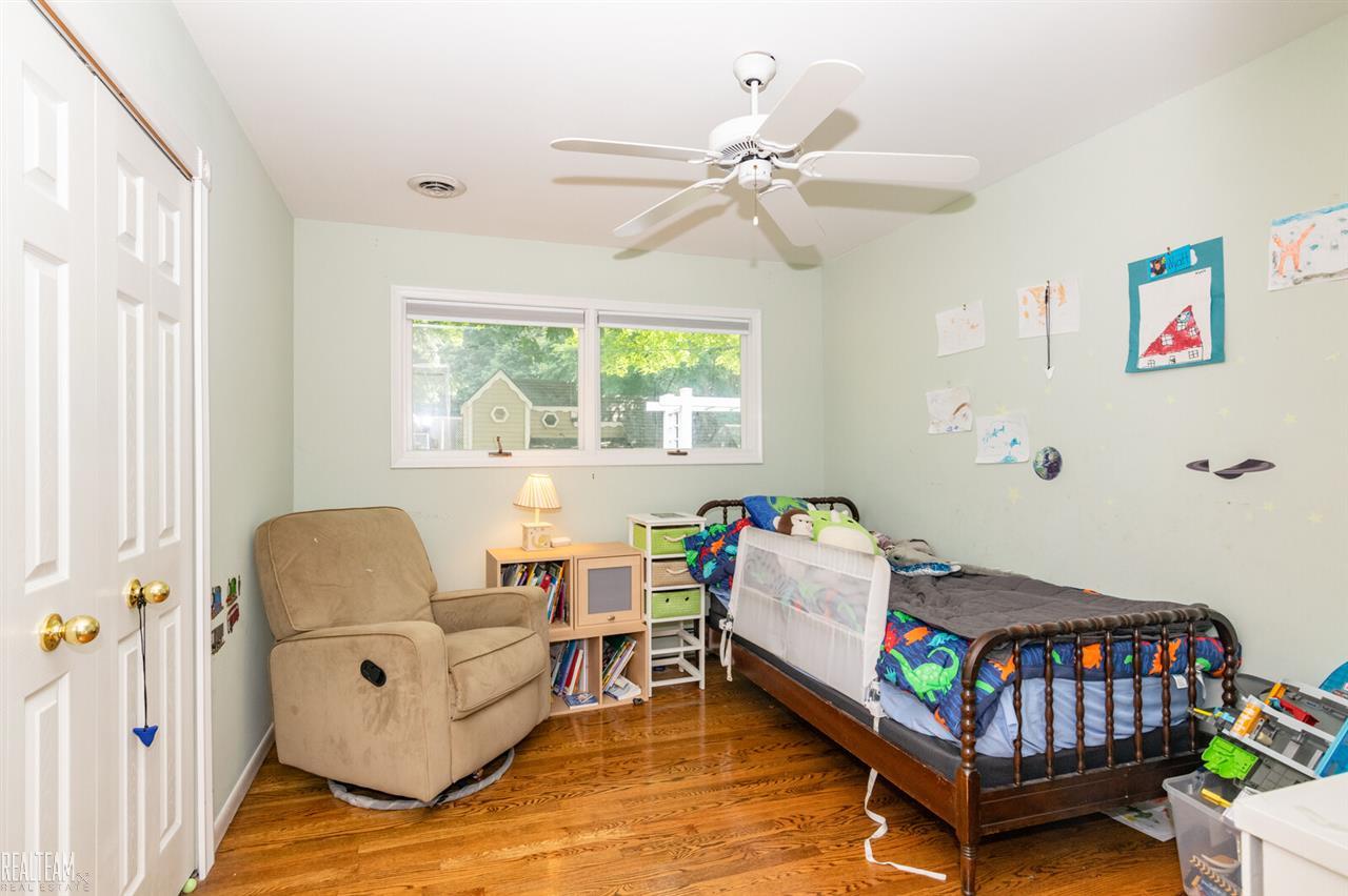 307 Oaklane Drive Rochester, MI 48306 - Photo 17 of 37 50024766-16.JPG