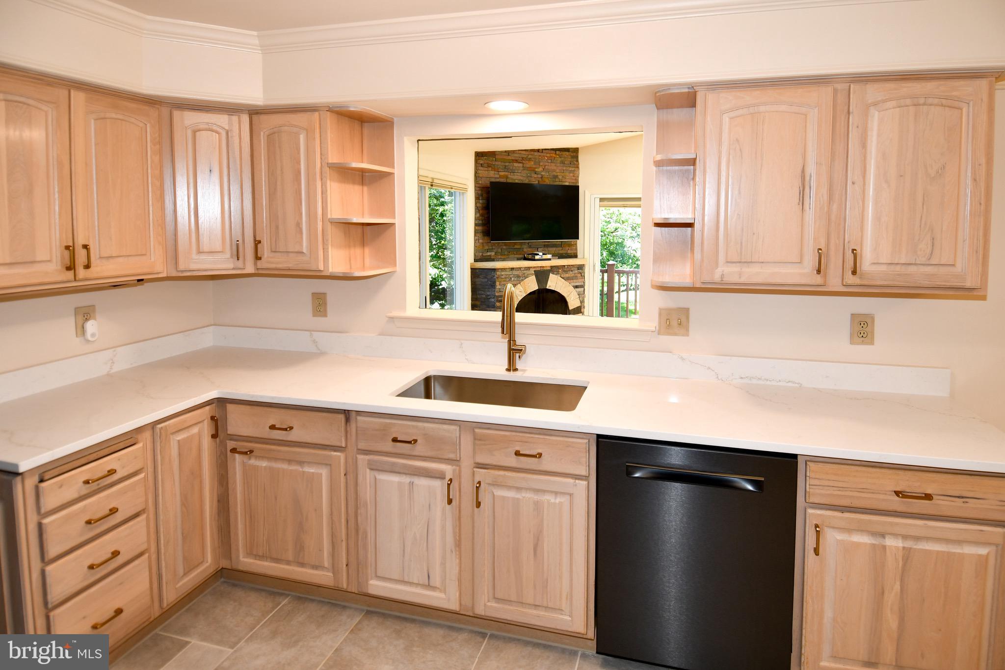 11061 Tottenham Lane Reston, VA 20194 - Photo 33 of 89