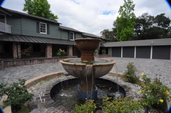 $12,995,000 | 389 Moore Road, Woodside, CA 94062