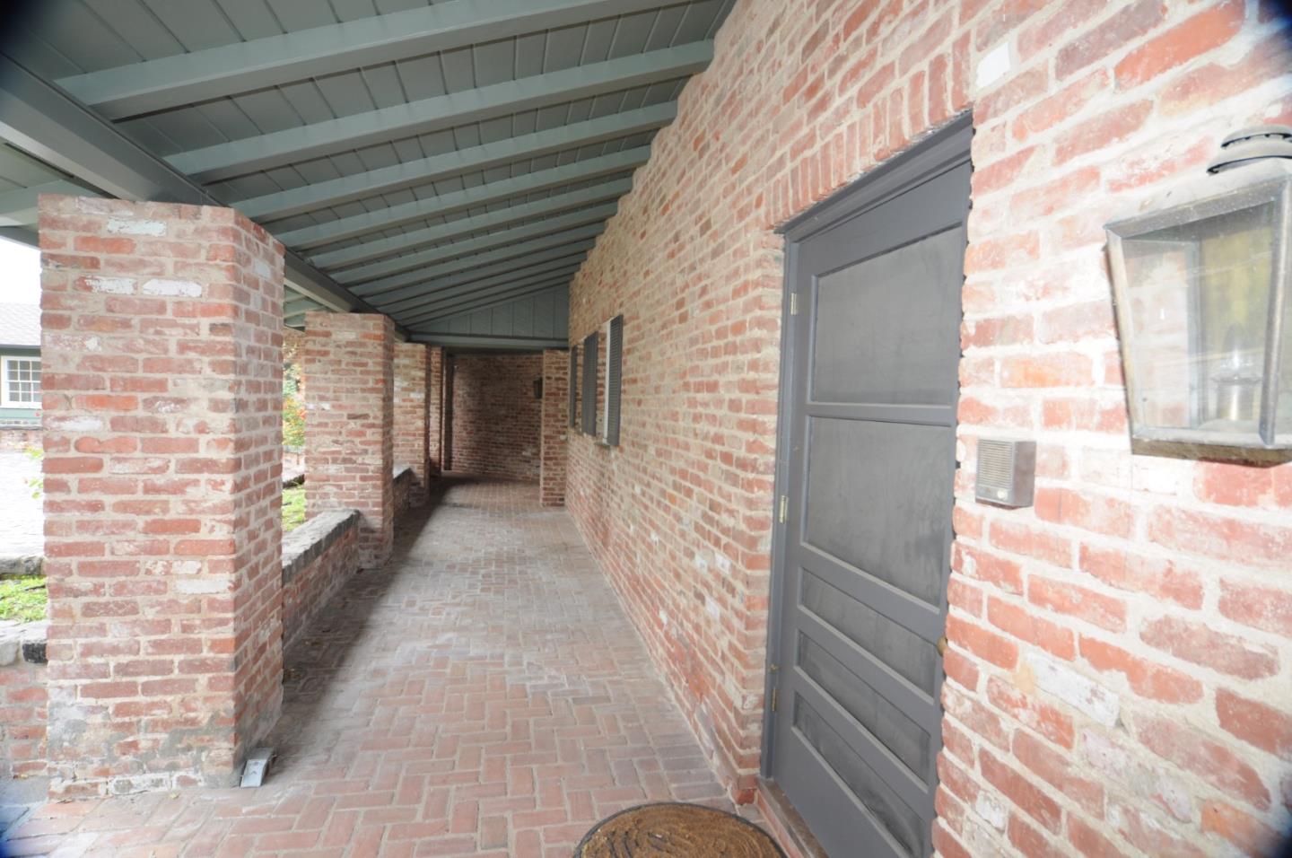 389 Moore Road Woodside, CA 94062 - Photo 7 of 11