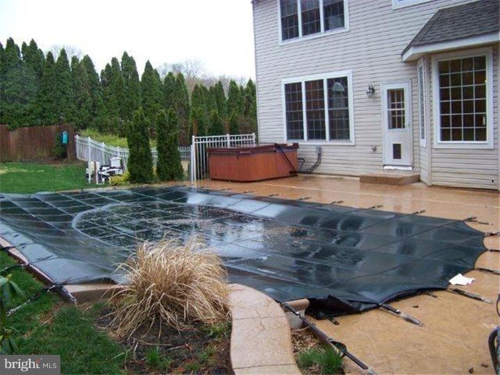 3749 Sipler Lane Huntingdon Valley, PA 19006 - Photo 3 of 18 Pool