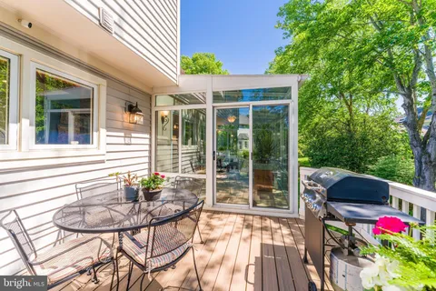 $1,045,000 | 13456 Cobra Court, Herndon, VA 20171
