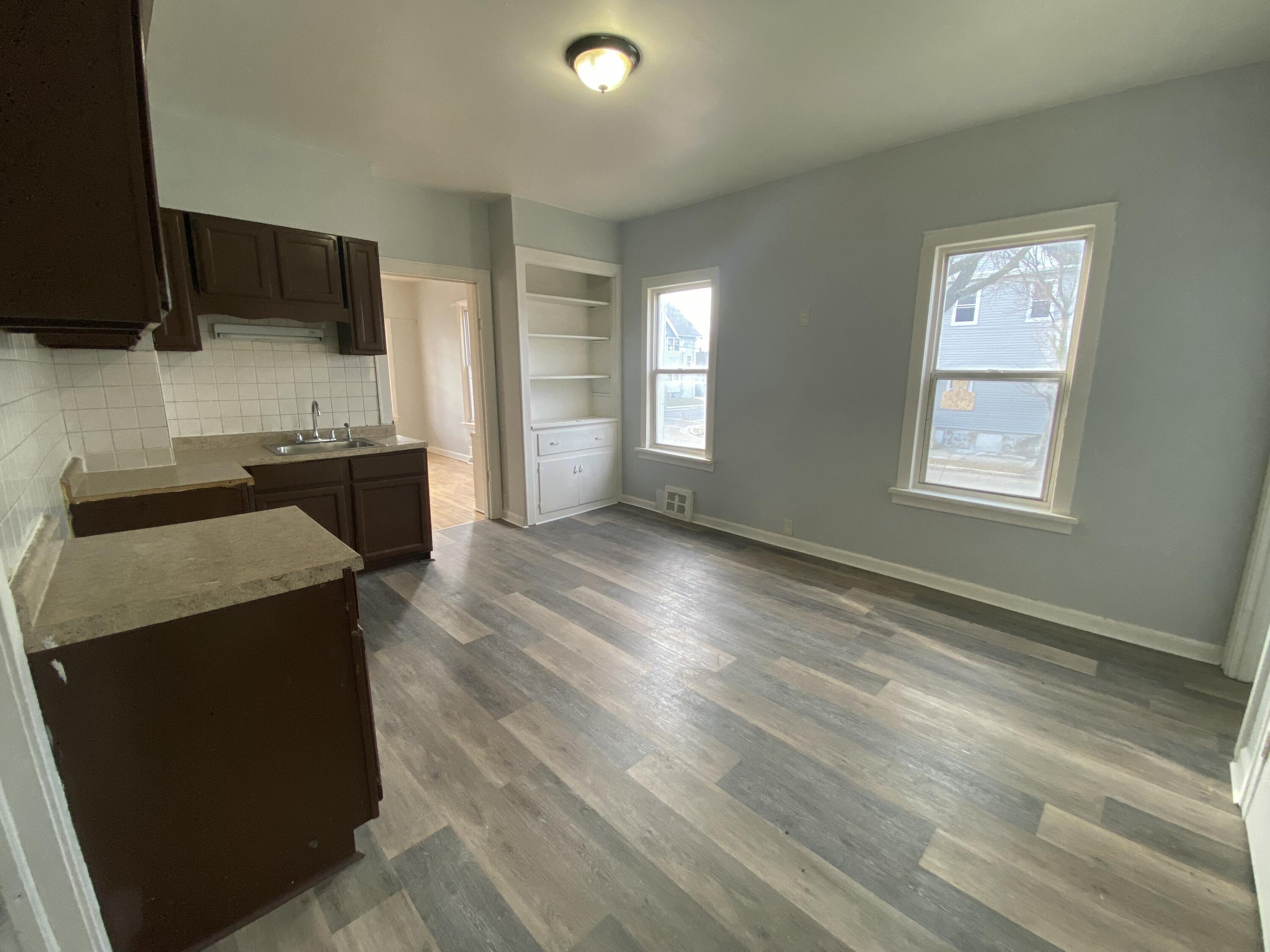 3003 North 20th Street Milwaukee, WI 53206 - Photo 6 of 21 20th-Kit2