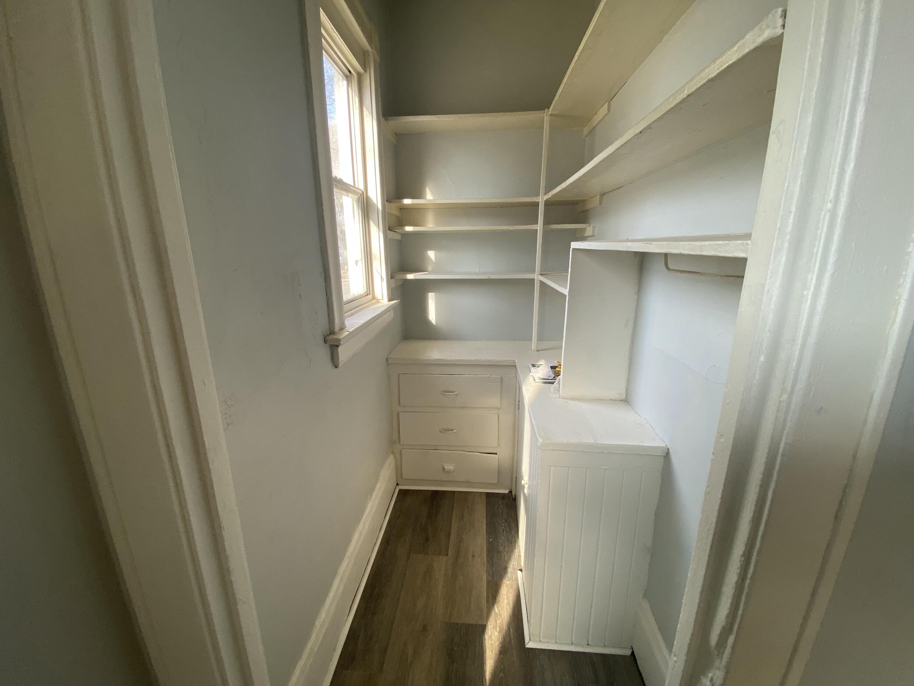 3003 North 20th Street Milwaukee, WI 53206 - Photo 7 of 21 20th-Pantry