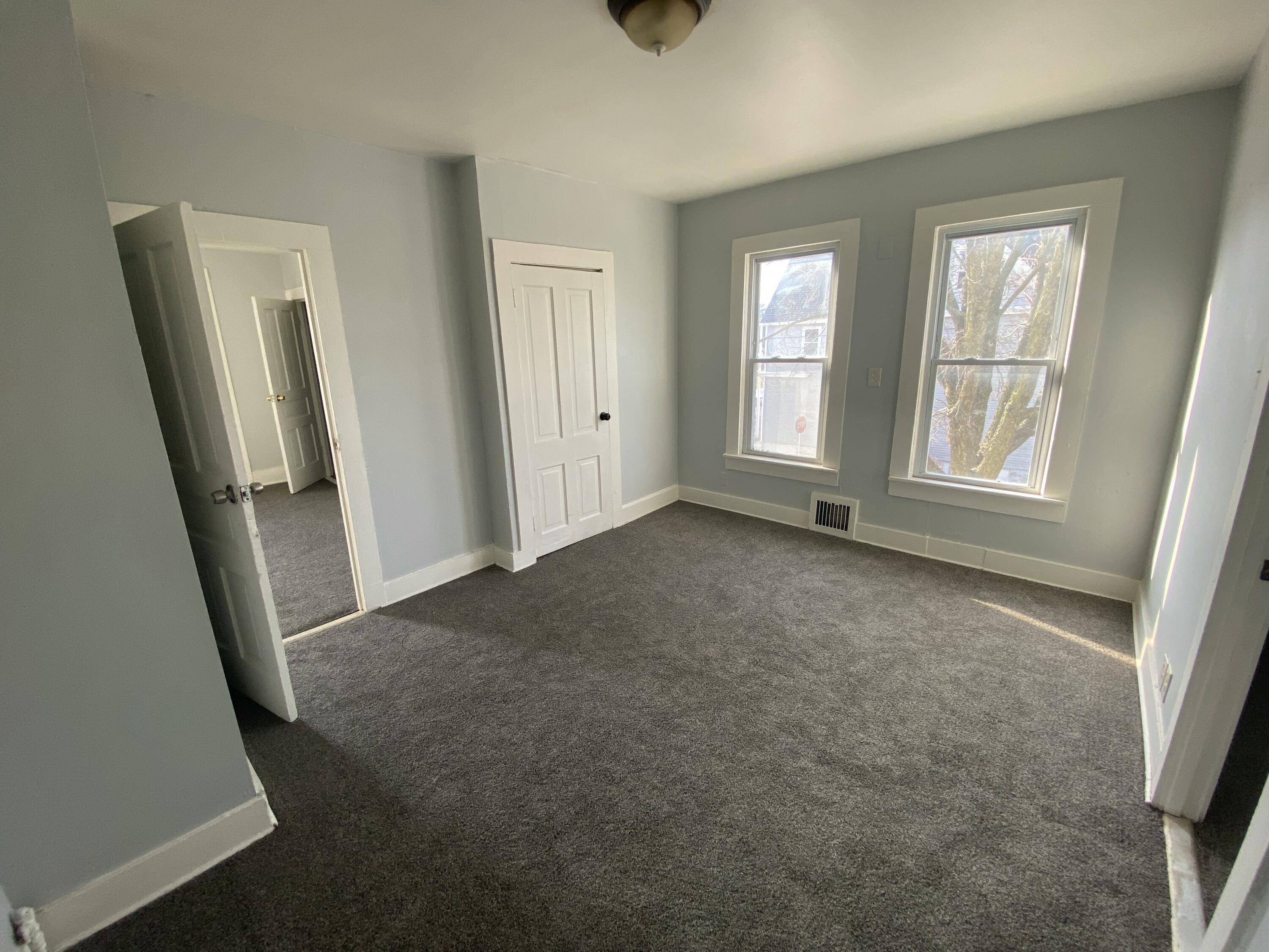 3003 North 20th Street Milwaukee, WI 53206 - Photo 10 of 21 20th-BROpen