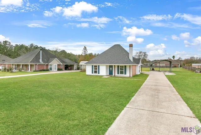 $235,000 | 32351 Avants Road, Walker, LA 70785