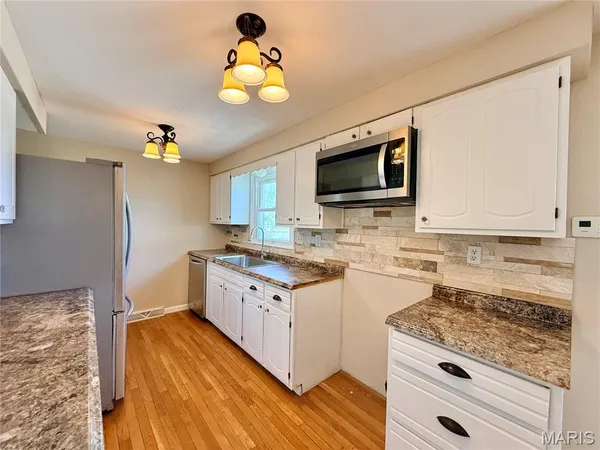 $229,000 | 415 South French Lane, Perryville, MO 63775