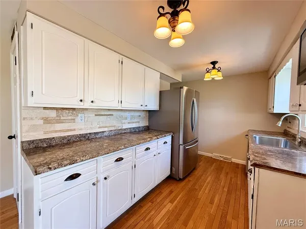 $229,000 | 415 South French Lane, Perryville, MO 63775