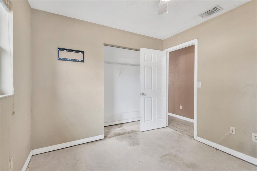 8232 Lark Street Seminole, FL 33777 - Photo 14 of 29