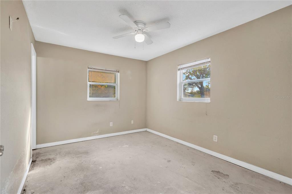 8232 Lark Street Seminole, FL 33777 - Photo 18 of 29