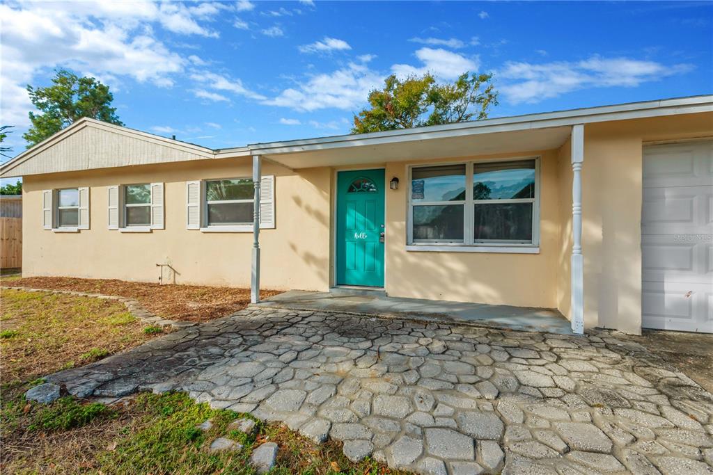8232 Lark Street Seminole, FL 33777 - Photo 2 of 29