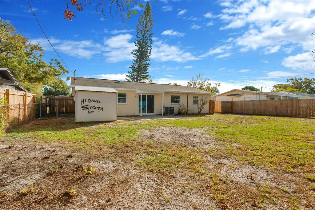8232 Lark Street Seminole, FL 33777 - Photo 25 of 29