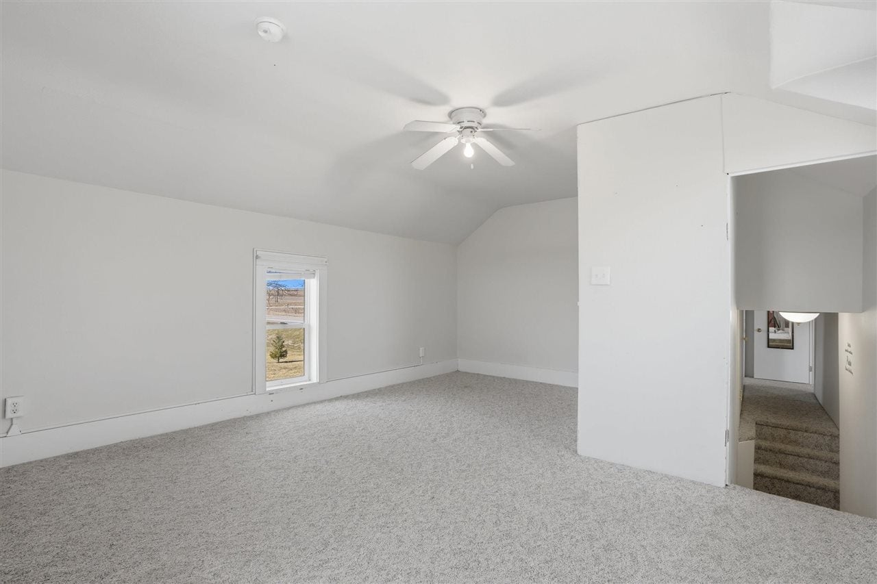 2789 Highway 22 Riverside, IA 52327 - Photo 20 of 54 Gallery Image 20