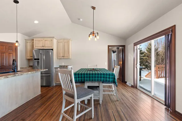 $589,900 | 845 Wildrose Lane, Sobieski, WI 54171