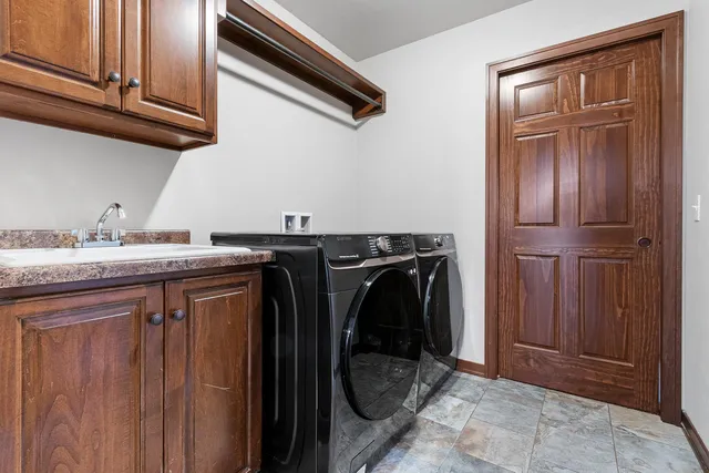 $589,900 | 845 Wildrose Lane, Sobieski, WI 54171