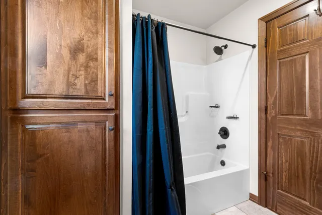 $589,900 | 845 Wildrose Lane, Sobieski, WI 54171