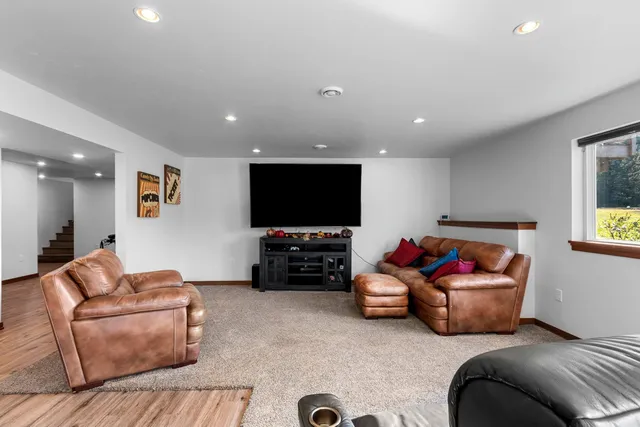 $589,900 | 845 Wildrose Lane, Sobieski, WI 54171