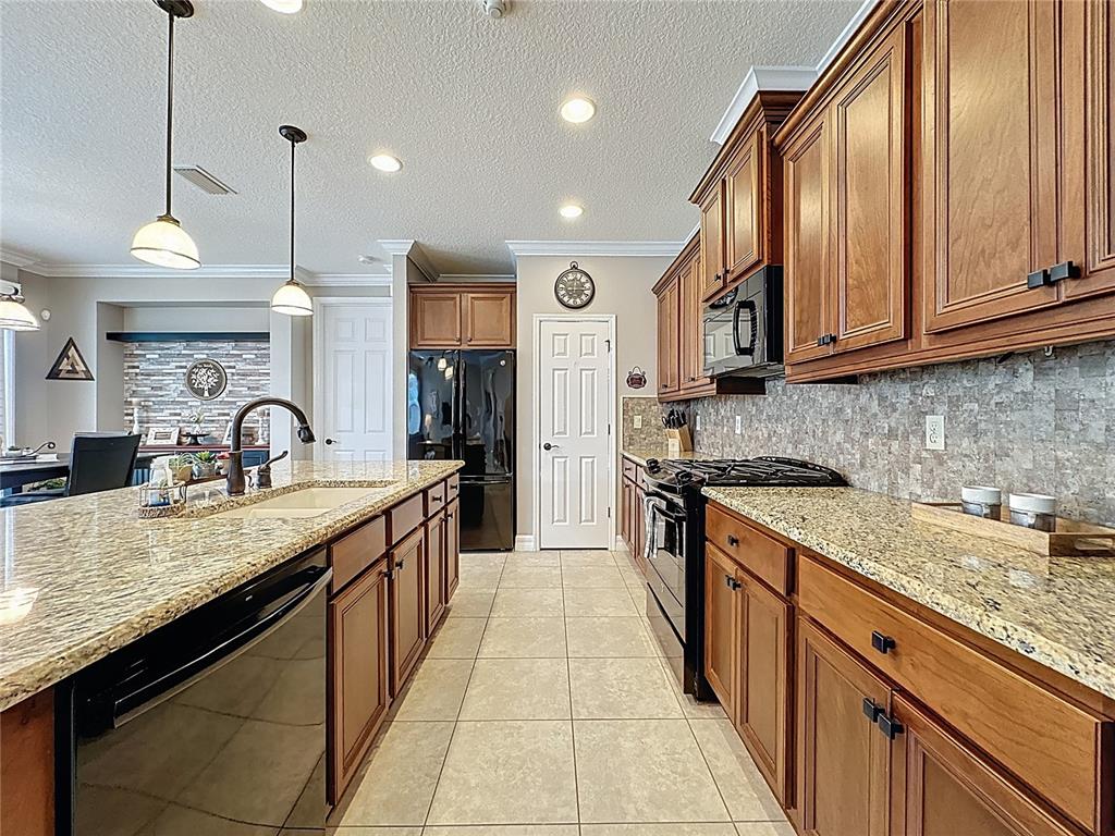 83 Bayou Bend Road Groveland, FL 34736 - Photo 16 of 71 Gallery Image 16