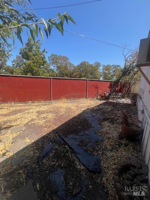 50 River Road, Unit 74 Isleton, CA 94571 - Photo 19 of 21 a view of a backyard of the house