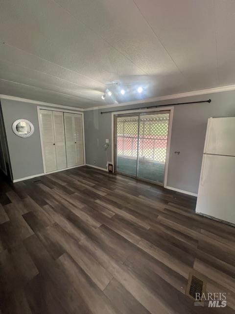 50 River Road, Unit 74 Isleton, CA 94571 - Photo 9 of 21 a view of an empty room and window