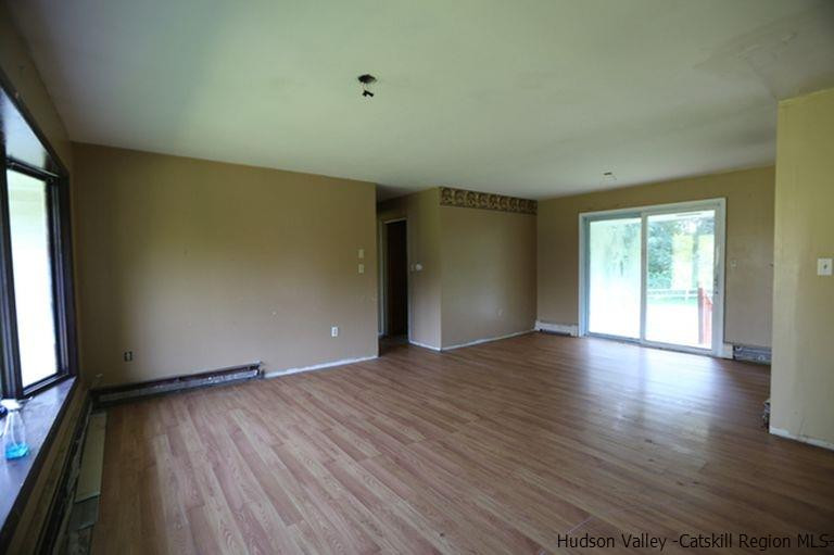 227 Tillson Lake Road Wallkill, NY 12589 - Photo 5 of 11 Photo 5