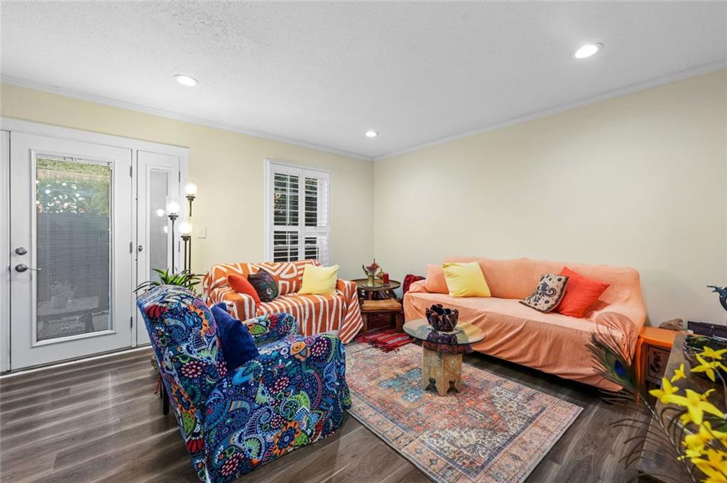 6851 Roswell Road, Unit F3 Sandy Springs, GA 30328 - Photo 26 of 30 Gallery Image 26