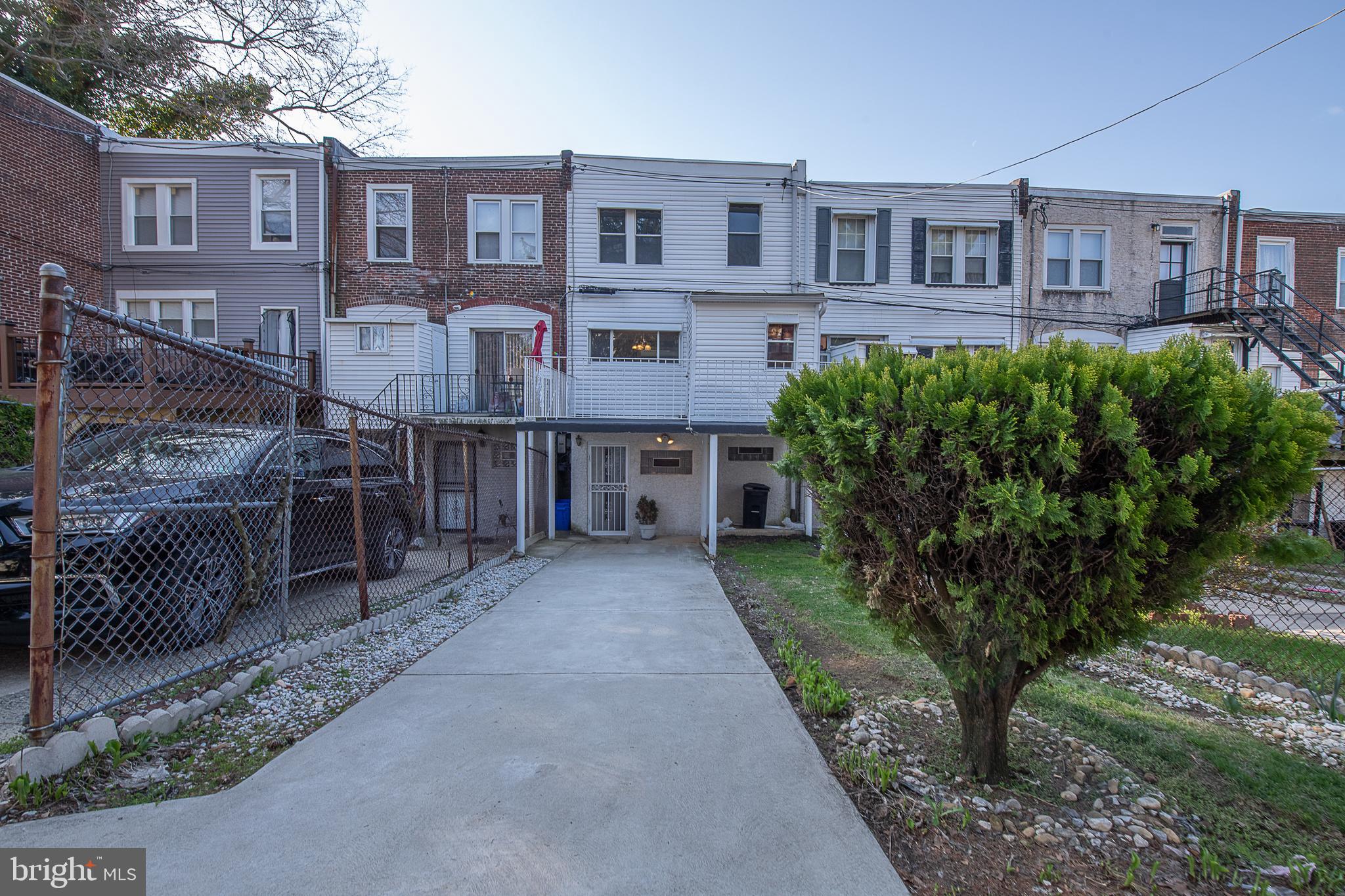 5607 Gainor Road Philadelphia, PA 19131 - Photo 29 of 29 Driveway with Car Port