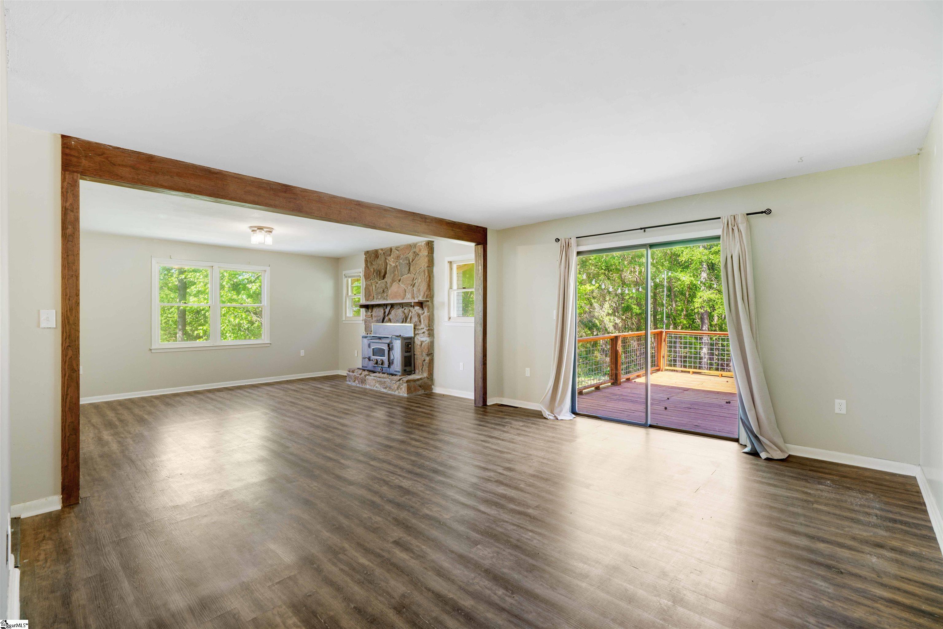 130 Daniel Drive Anderson, SC 29626 - Photo 4 of 46