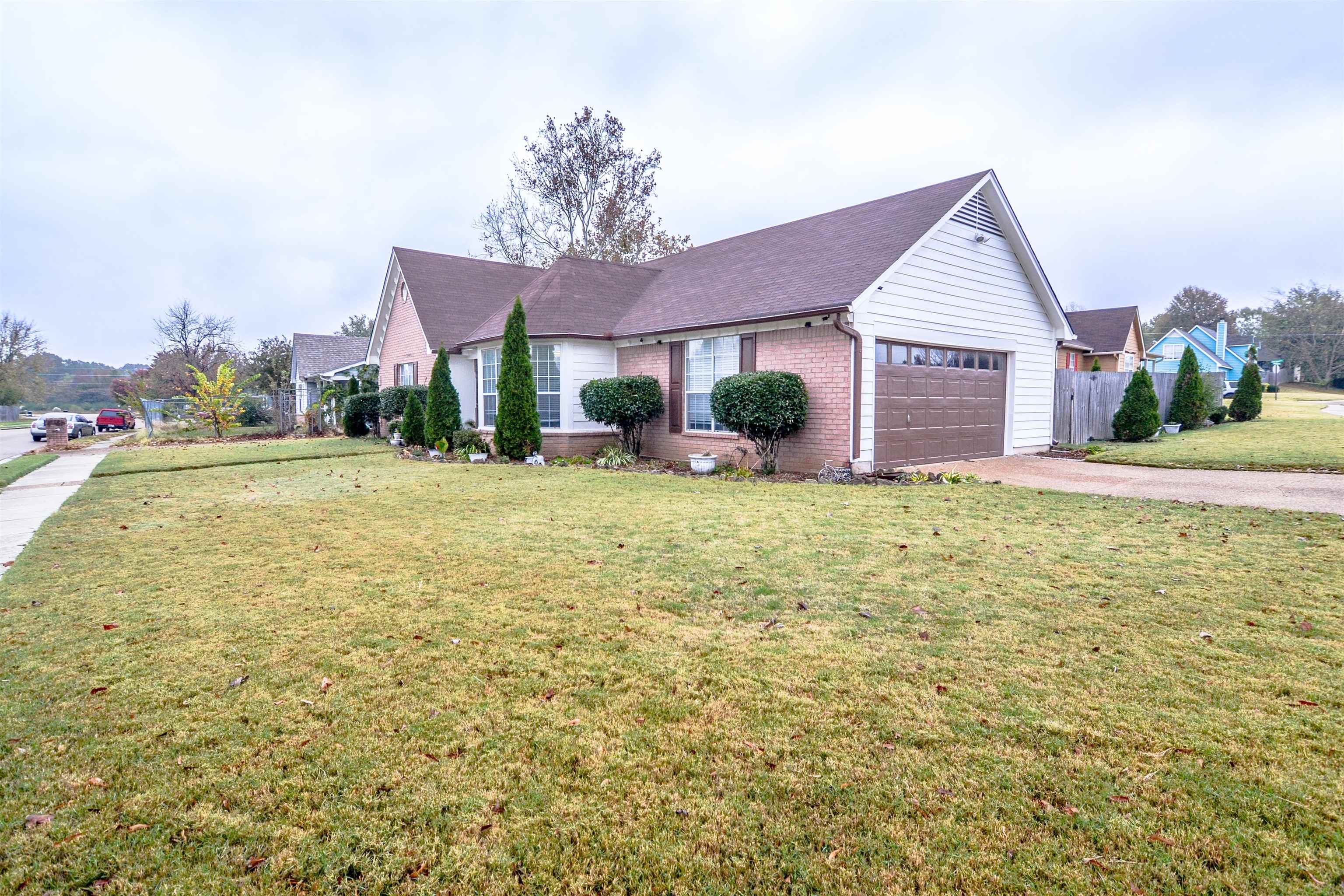 5316 Timber Ridge Drive Memphis, TN 38141 - Photo 2 of 22 Gallery Image 2