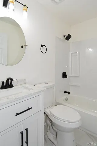 $3,700 | 306 Bright Meadows Drive, Ballwin, MO 63011