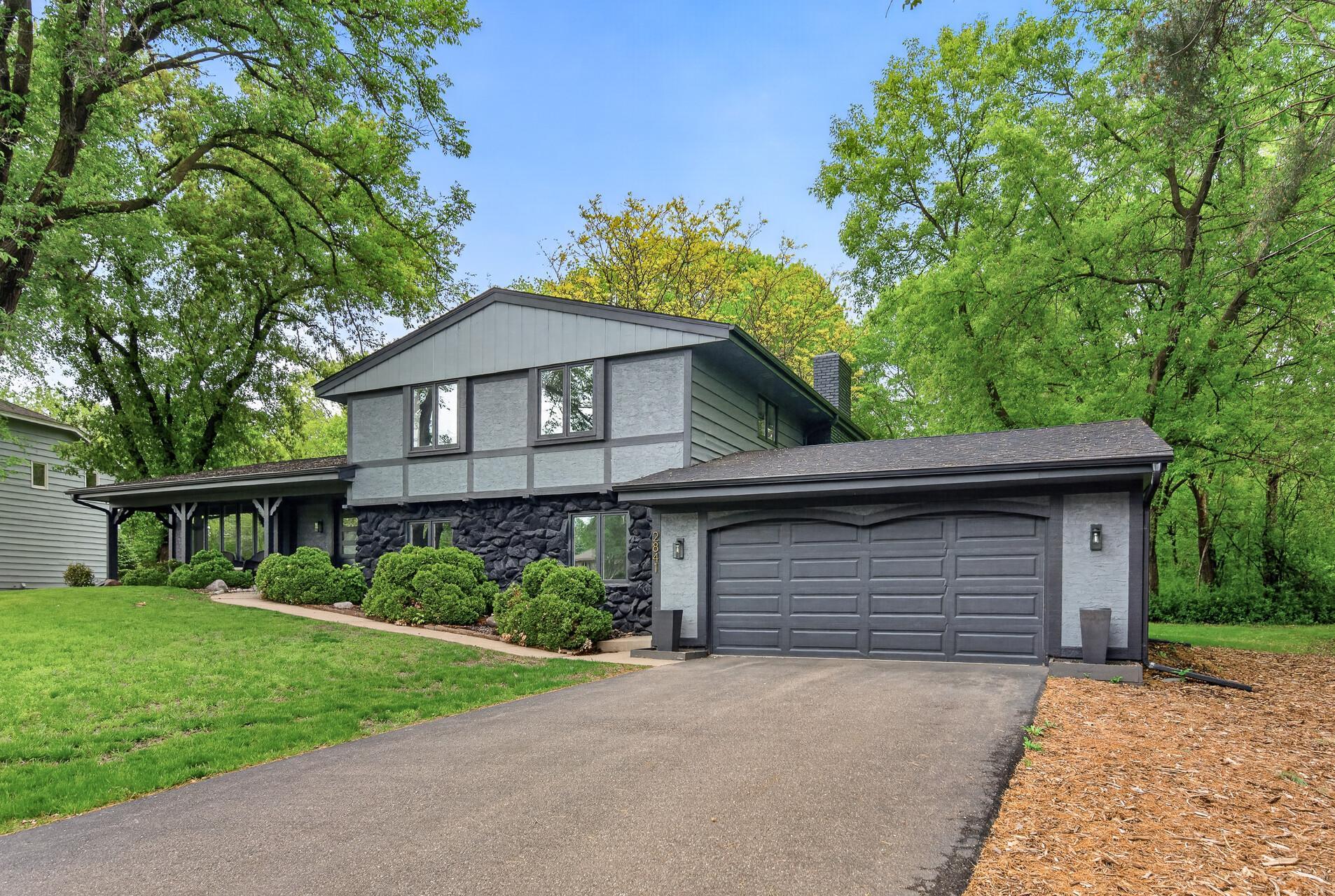 2841 Mayfield Road Minnetonka, MN 55391 - Photo 2 of 64
