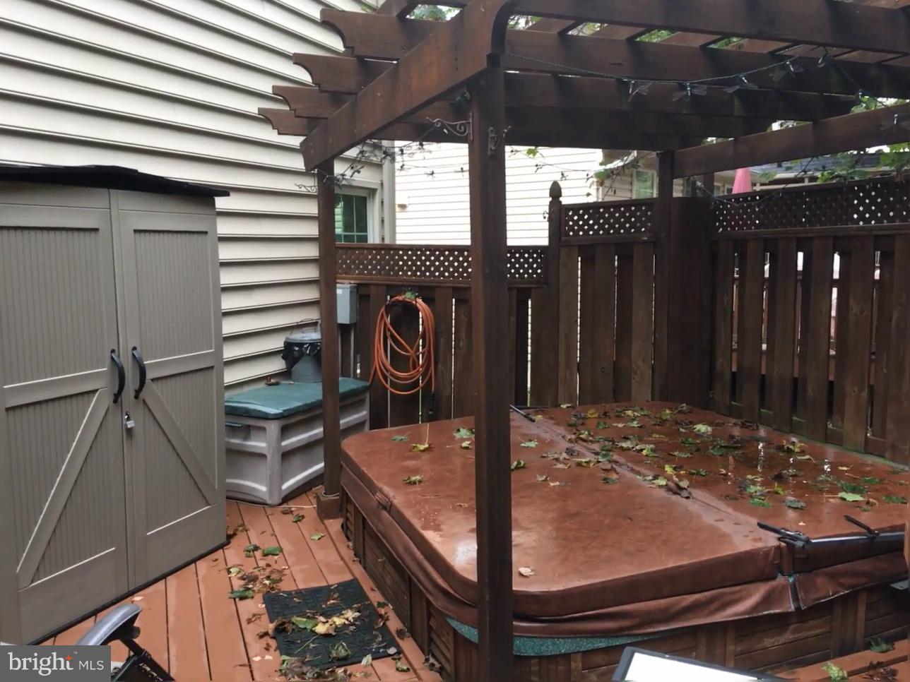 14400 Clubhouse Road Gainesville, VA 20155 - Photo 28 of 30 Hot Tub