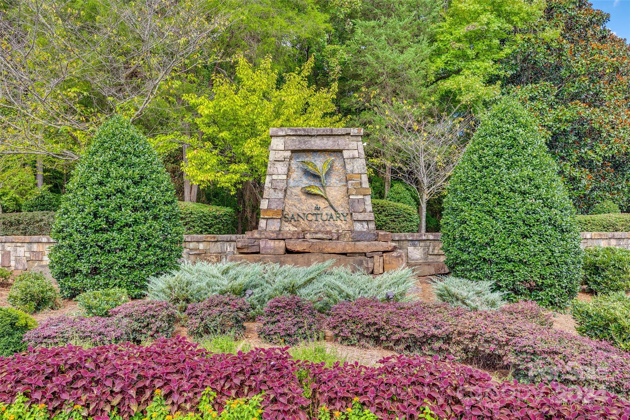 9125 Island Point Road Charlotte, NC 28278 - Photo 1 of 10 Gallery Image 1