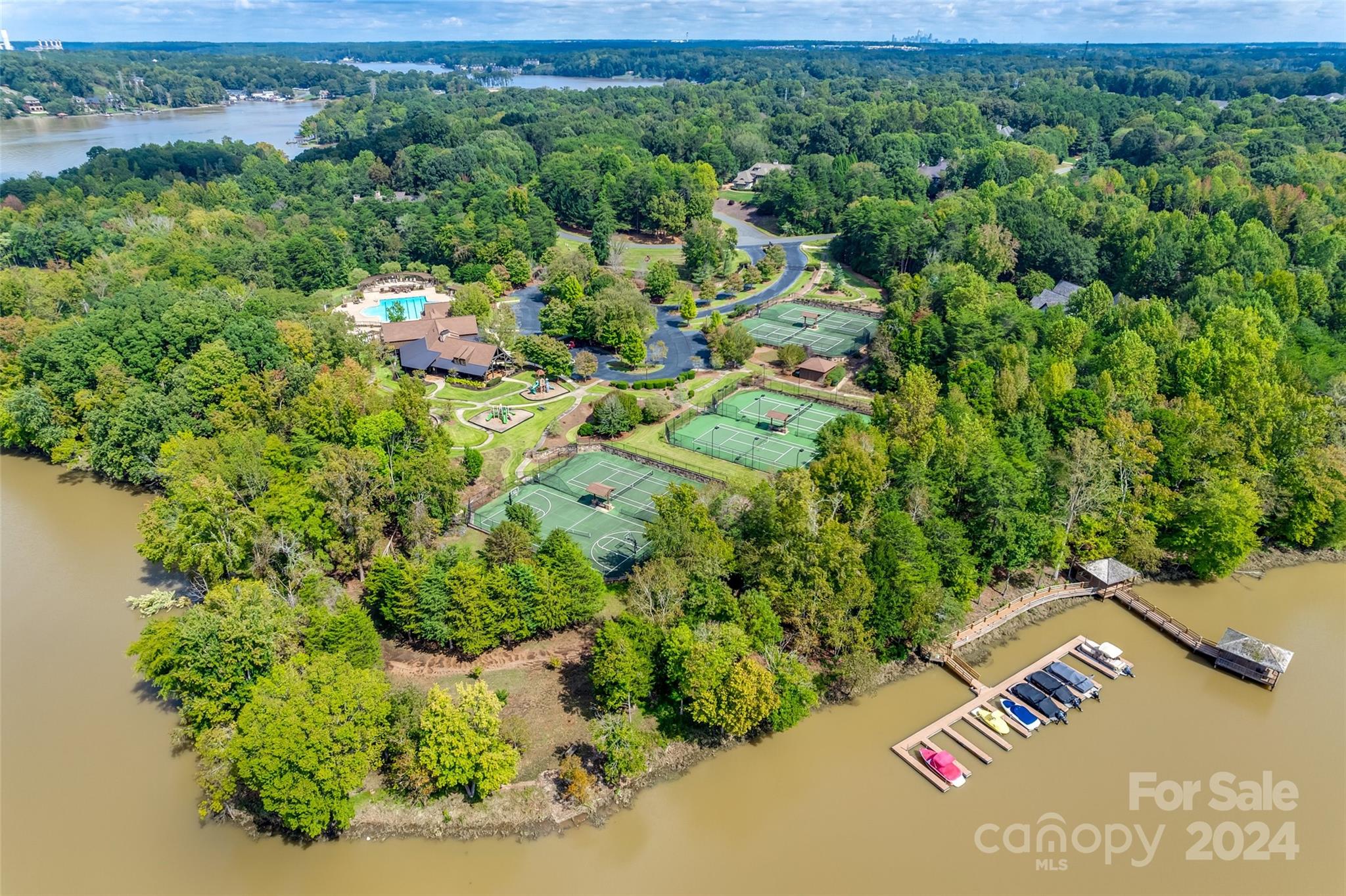 9125 Island Point Road Charlotte, NC 28278 - Photo 10 of 10 Gallery Image 10