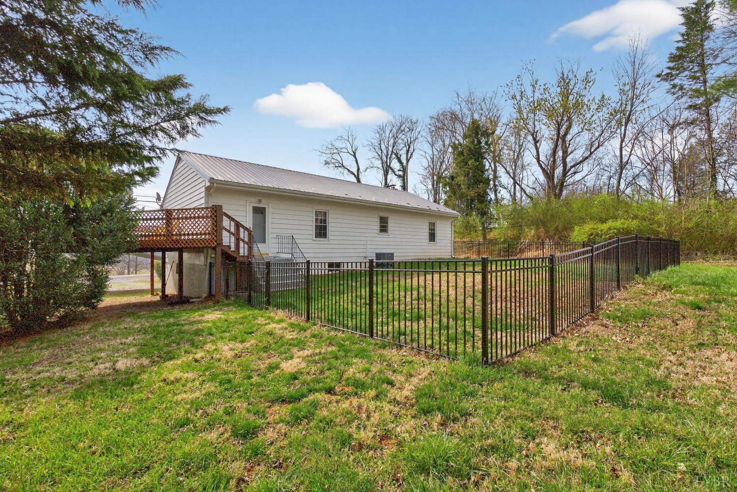 12477 North Old Moneta Road Moneta, VA 24121 - Photo 41 of 56