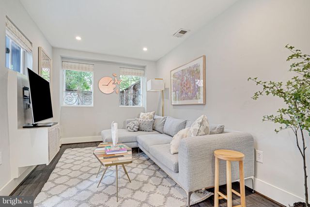 $1,000,000 | 1608 Corcoran Street Northwest, Washington, DC 20009