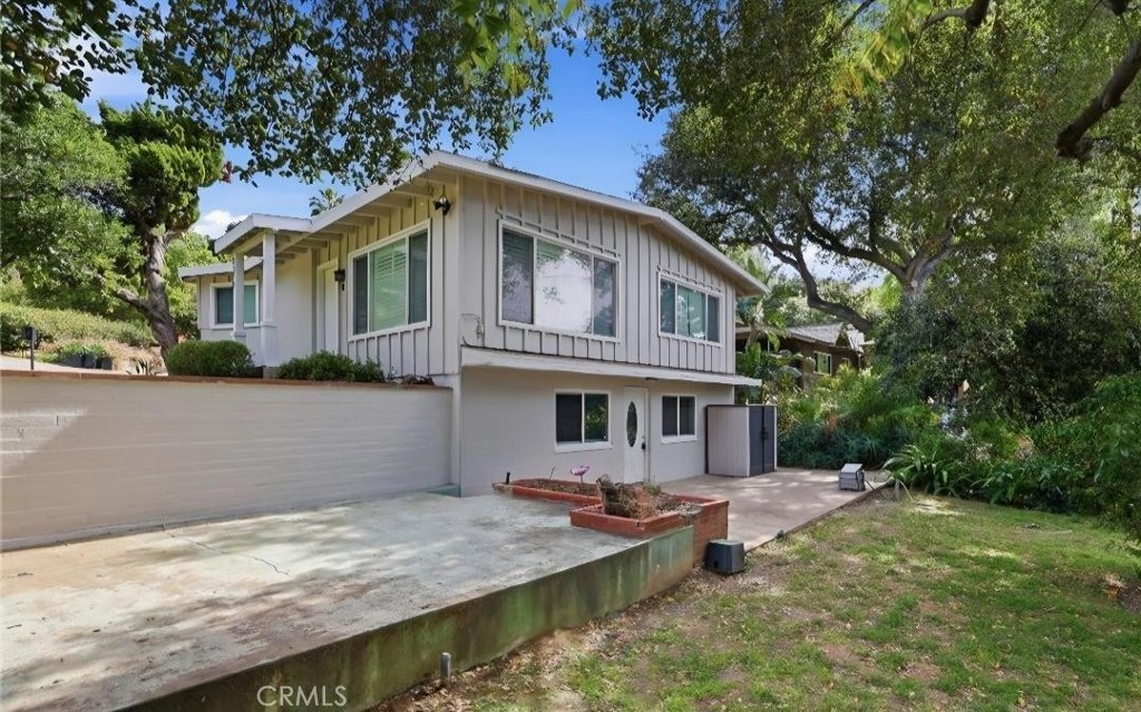 3370 Pachappa Hill, Unit DOWNSTAIRS Riverside, CA 92506 - Photo 2 of 10