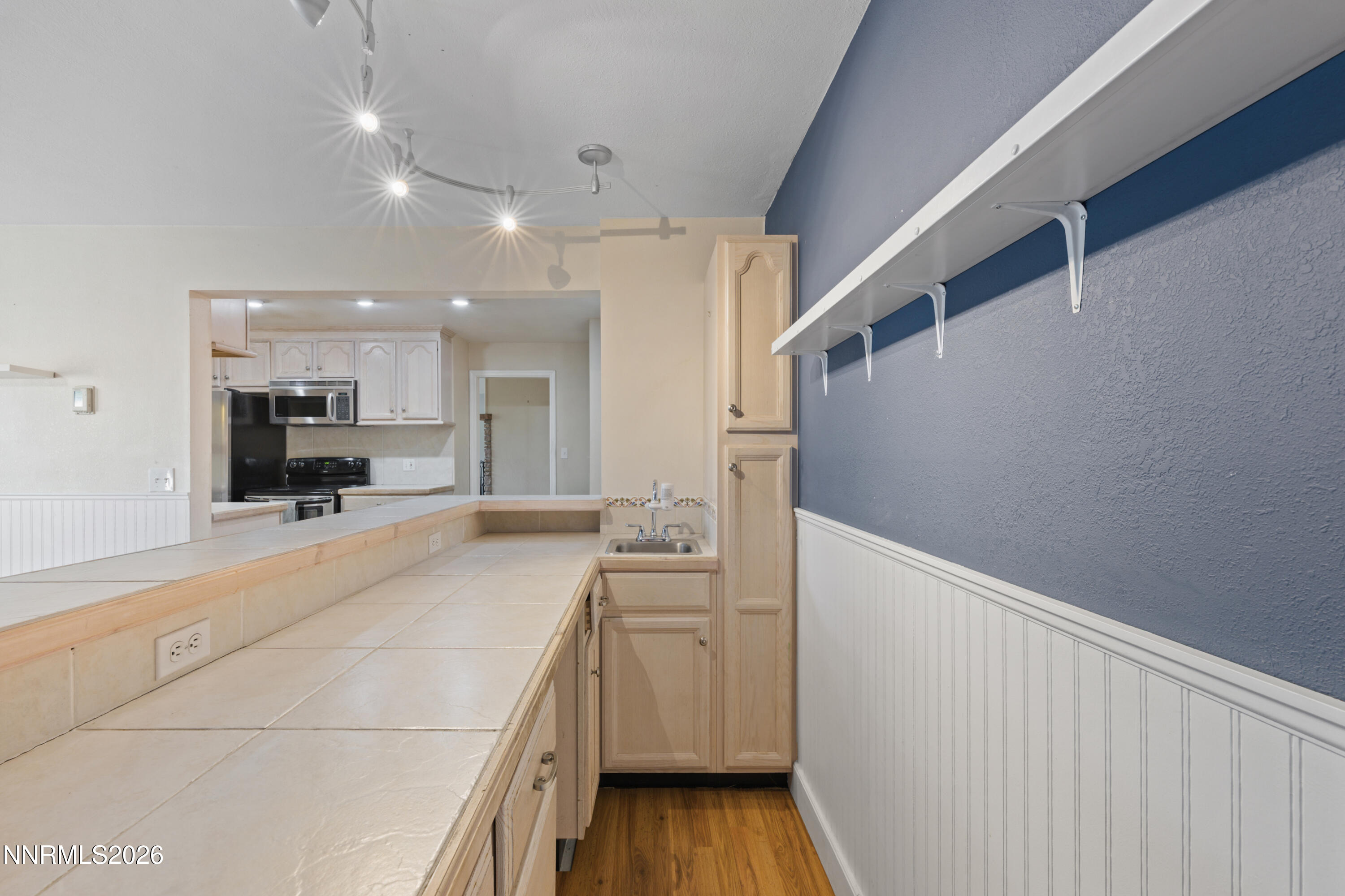 901 Lyman Avenue Reno, NV 89509 - Photo 16 of 61 A7V03752