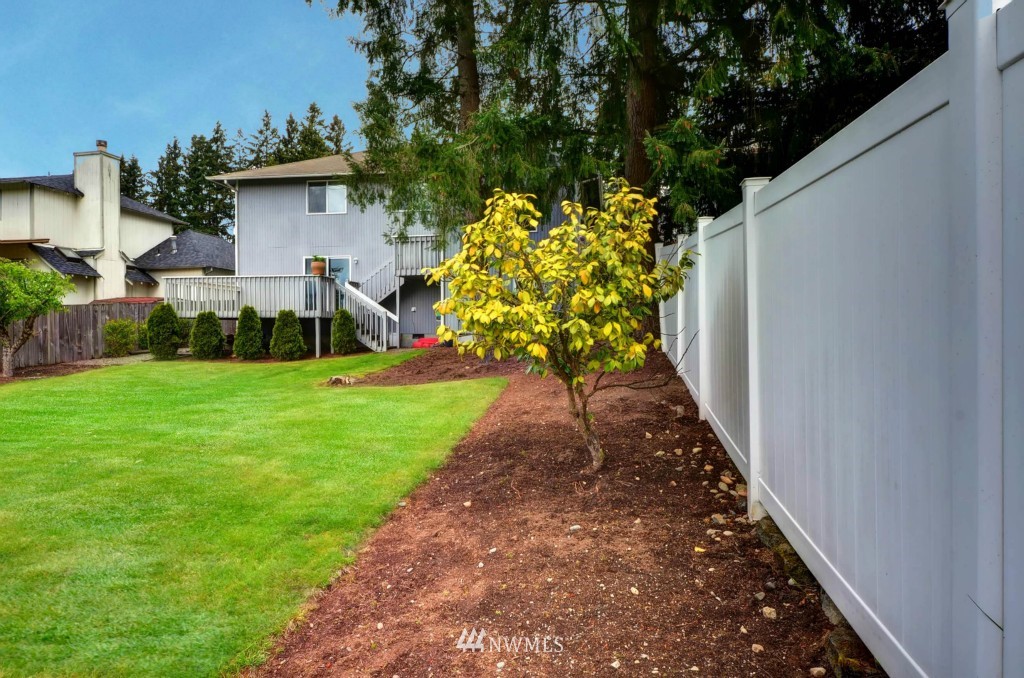 19321 135th Avenue Southeast Renton, WA 98058 - Photo 19 of 20