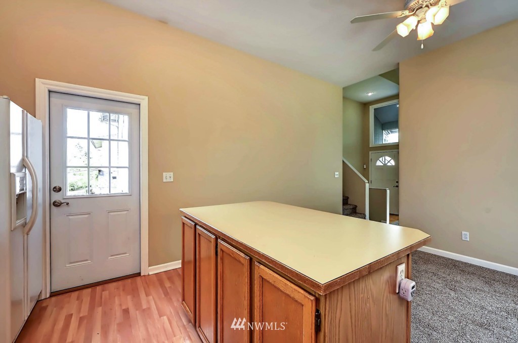 19321 135th Avenue Southeast Renton, WA 98058 - Photo 7 of 20