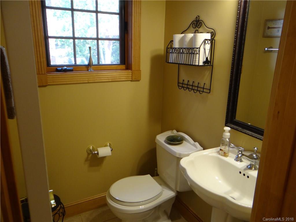 465 Players Ridge Road, Unit 64 Hickory, NC 28601 - Photo 24 of 34 Gallery Image 24