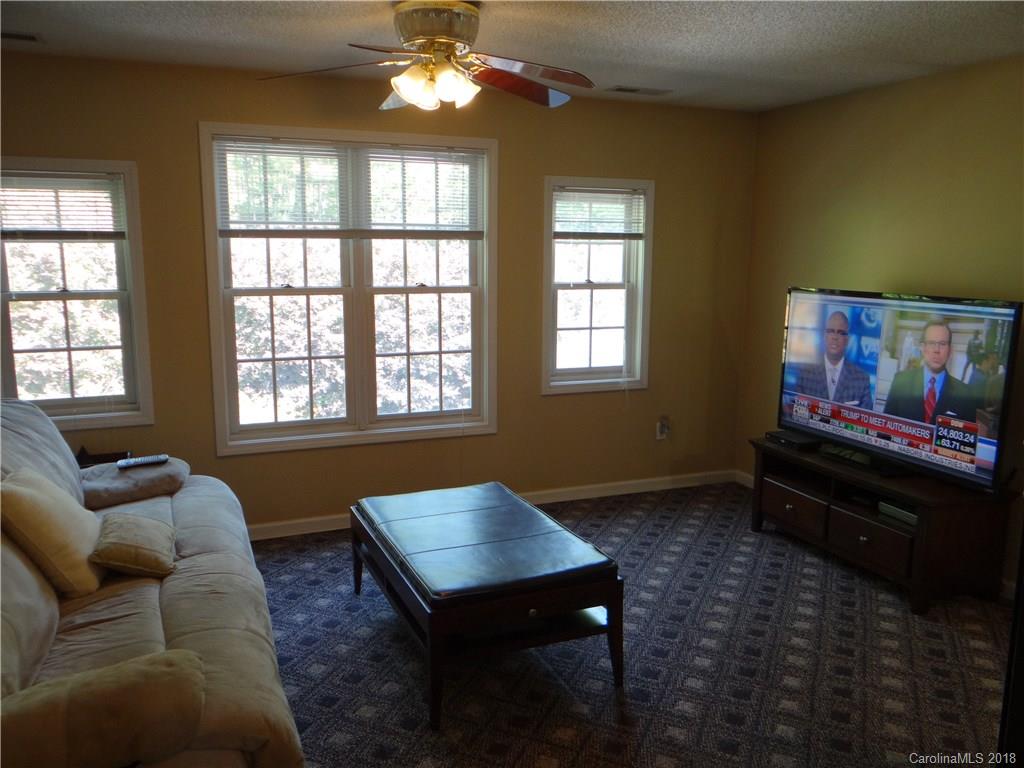 465 Players Ridge Road, Unit 64 Hickory, NC 28601 - Photo 30 of 34 Gallery Image 30