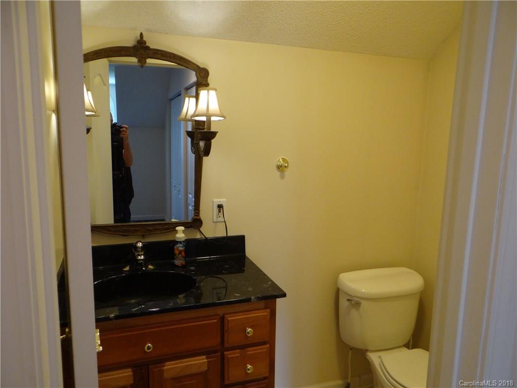 465 Players Ridge Road, Unit 64 Hickory, NC 28601 - Photo 33 of 34 Gallery Image 33